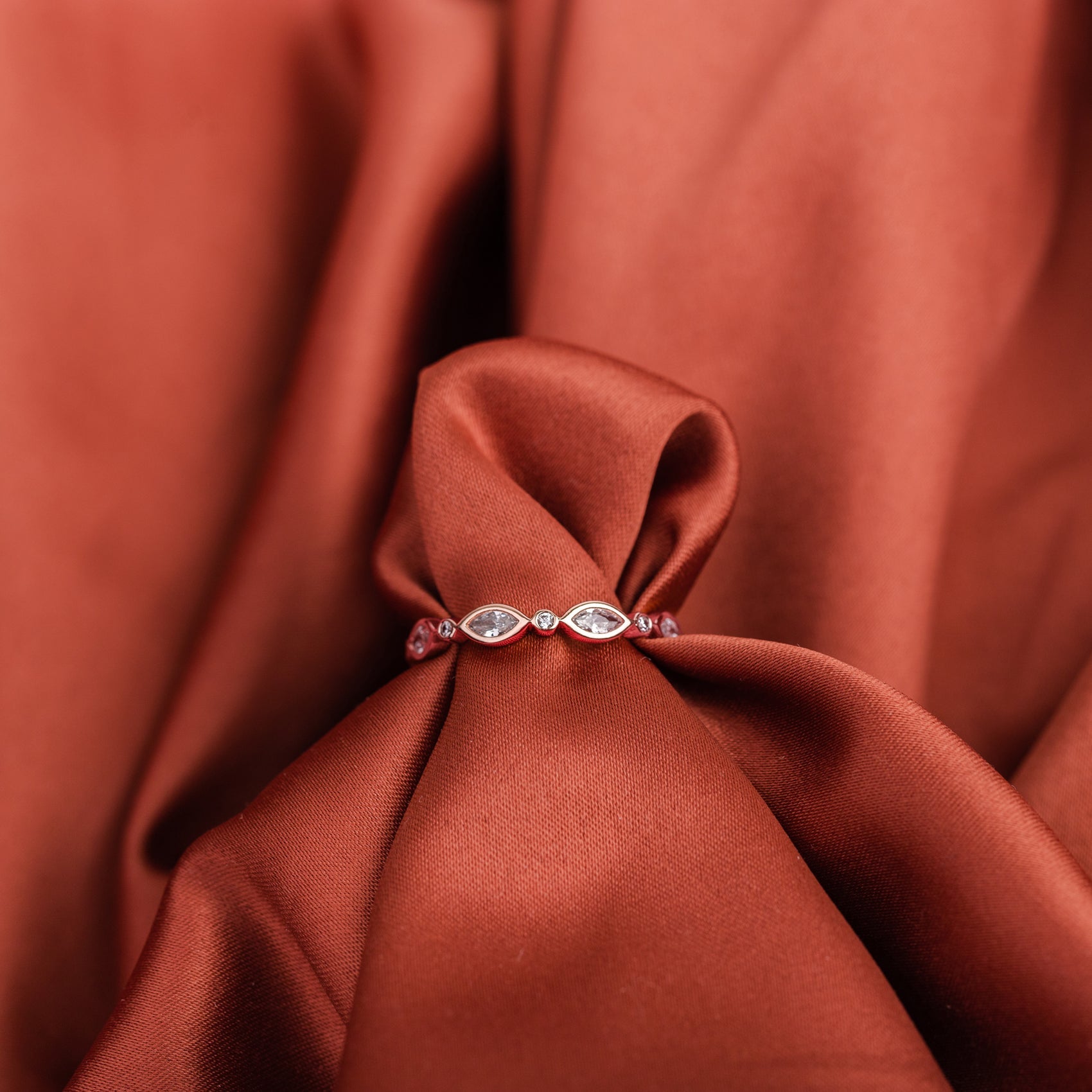 Vrai Stacking Ring