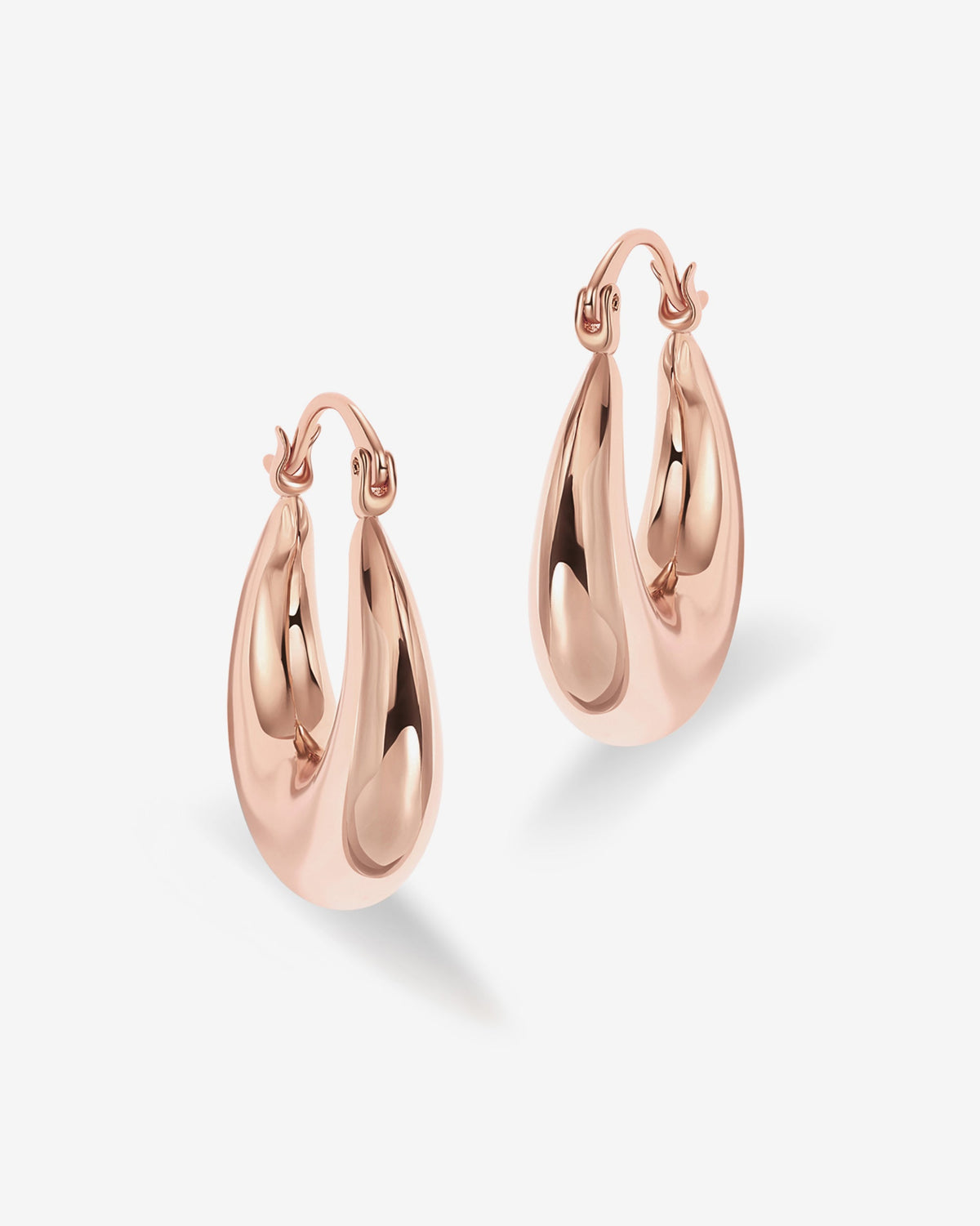 Luisa Hoops