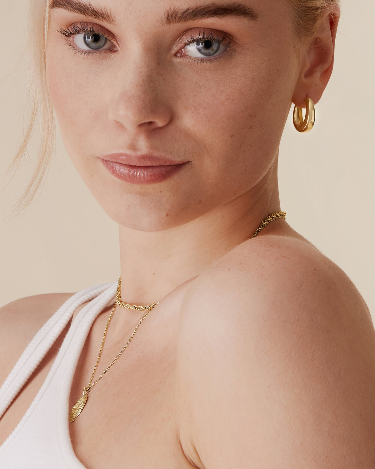 Alex Hoops