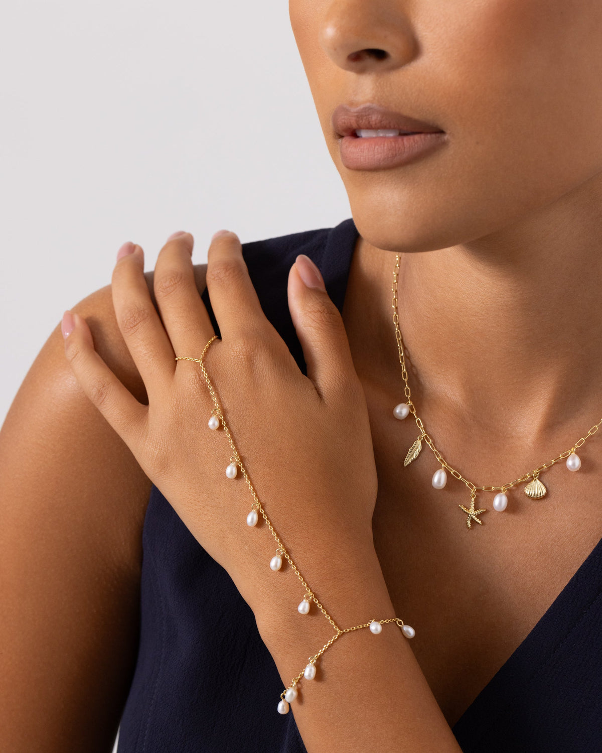 Boho Pearl Hand Chain